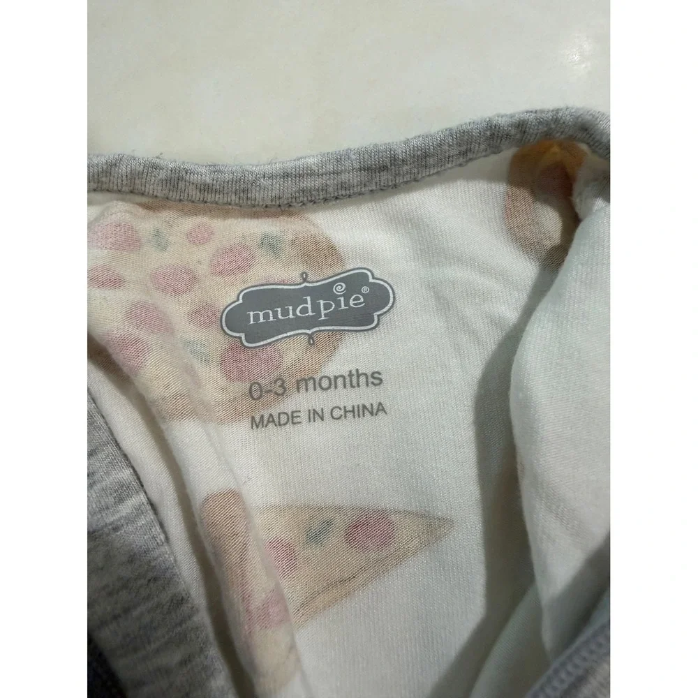 Mudpie Bamboo One Piece Bodysuit Sz 0-3 Months Pizza Party Pie Day Slice NY